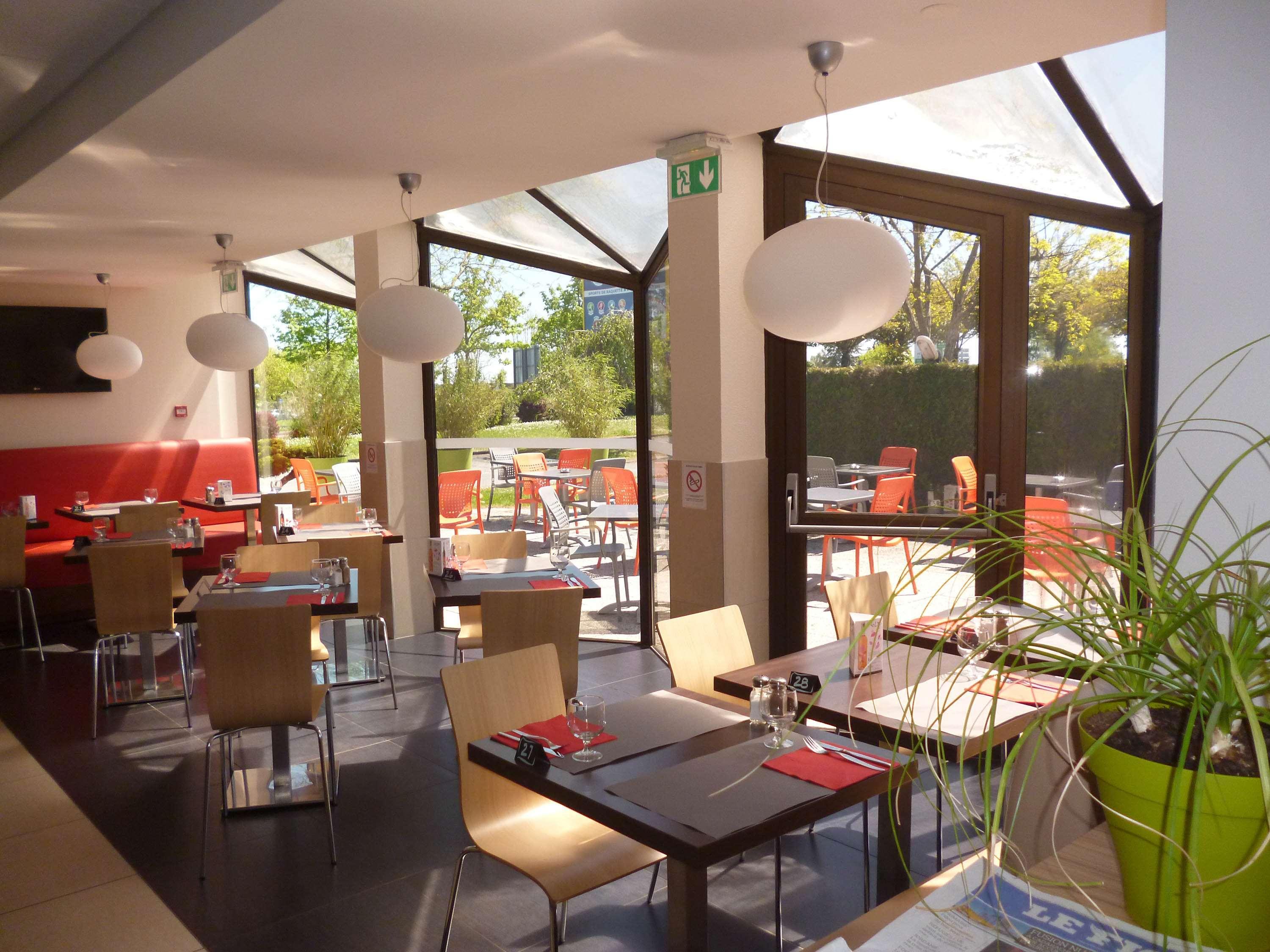 Ibis Hotel 3*