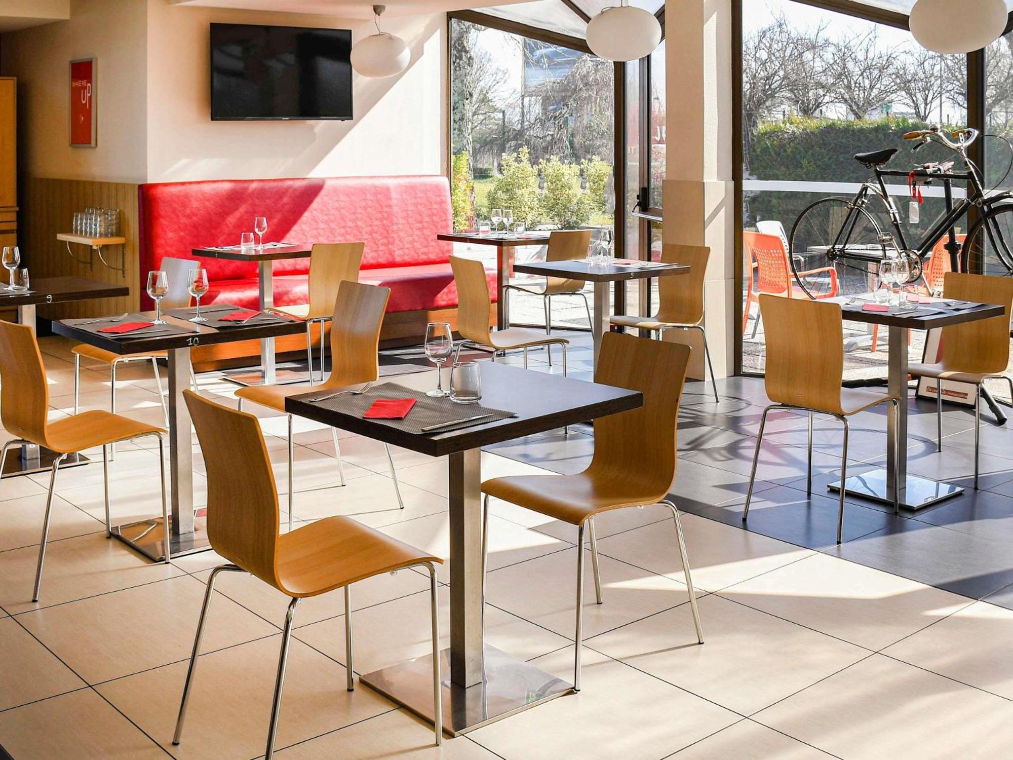 Ibis Saintes
